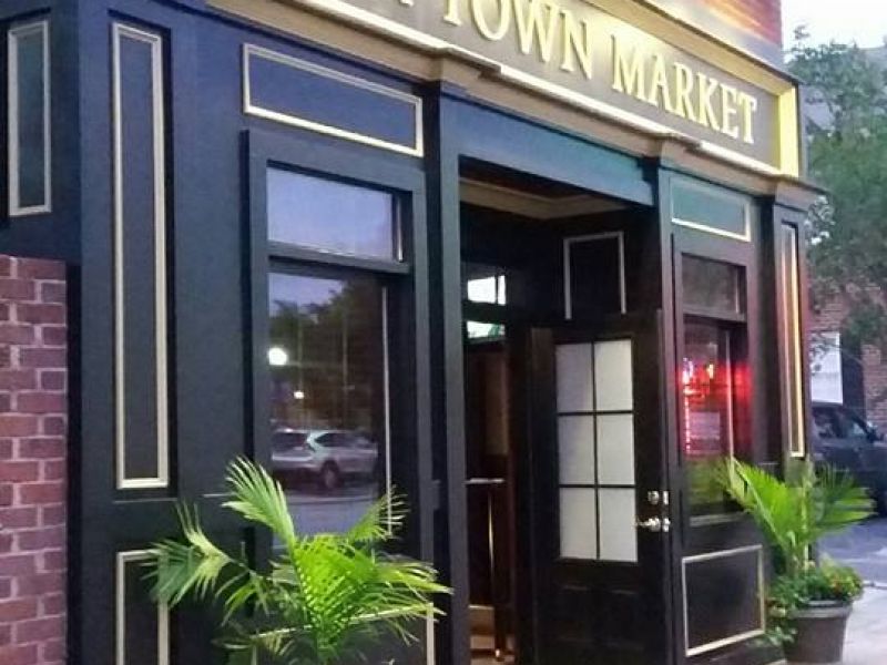 Bear Town Market & Beer Garden